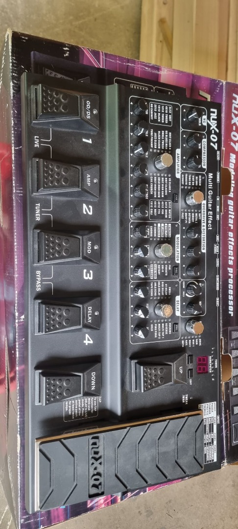 Cherub NUX-07 Multi Gitarren Effekt | 175 EUR - Gebrauchte ...